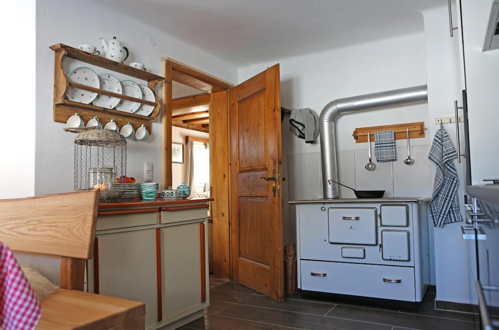 Schwadenguetl Villa Gosau Kamer foto